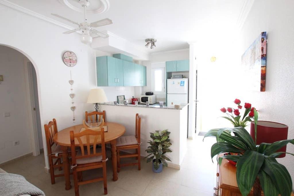 Lovely 2 Bedroom Apartment In Rojales Near Marquesa Golf Ciudad Quesada Exterior foto