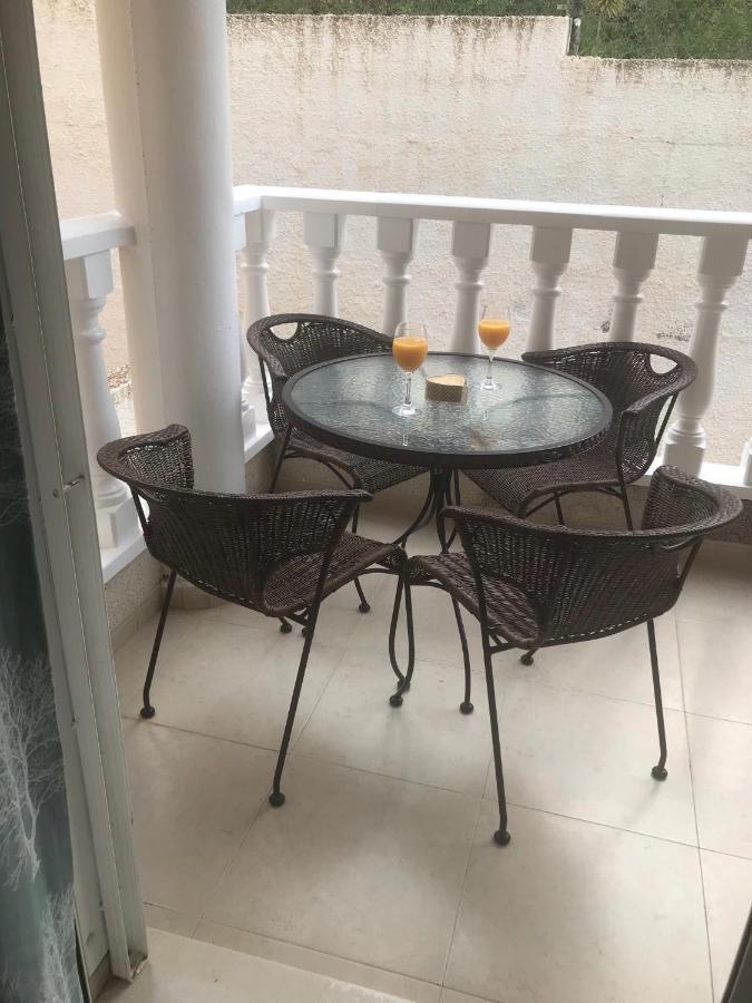 Lovely 2 Bedroom Apartment In Rojales Near Marquesa Golf Ciudad Quesada Exterior foto